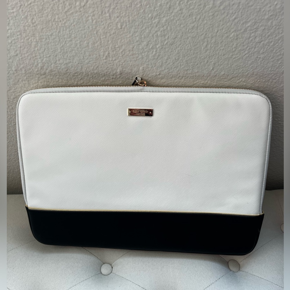 Kate Spade Black and white laptop case